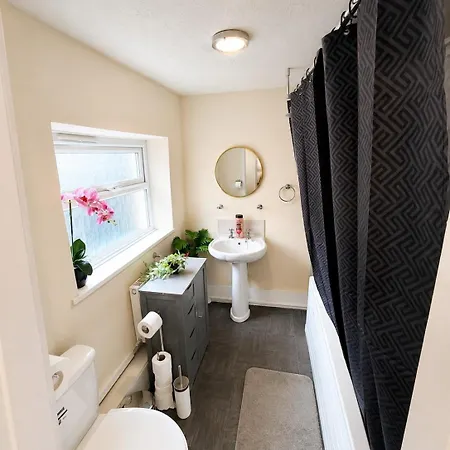 דירה Spacious 3-bed House Near Uni And Town Centre מידלסבורו